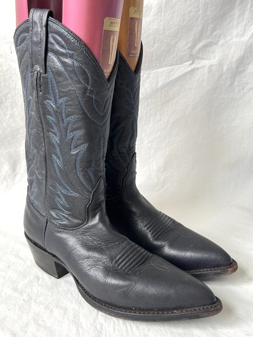 Nocona boots black blue leather embroidered pointed toe western mens 6.5 B